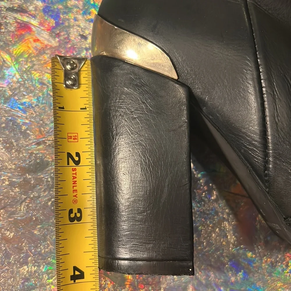 Jeffrey Campbell boots with Gold buckles. Size 7. Excellent condition! - Picture 14 of 14